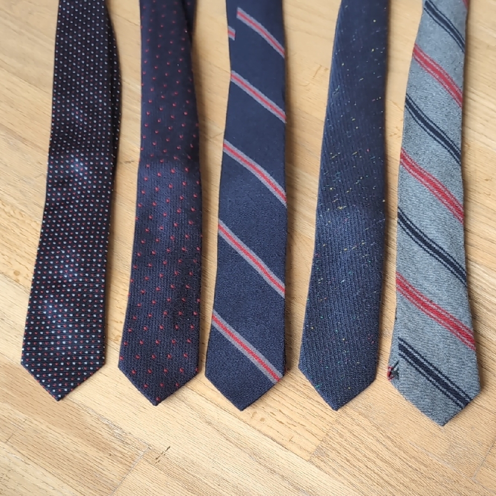J Crew Men's Navy and Gray Striped Ties Collection